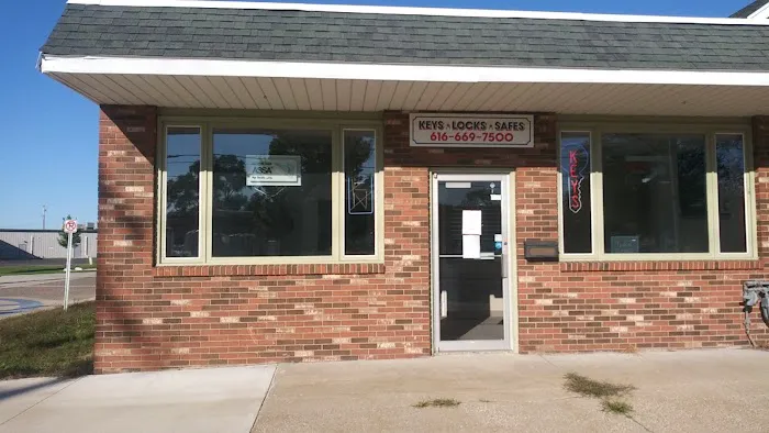 Huizen's Locksmith Service, Inc Picture 3