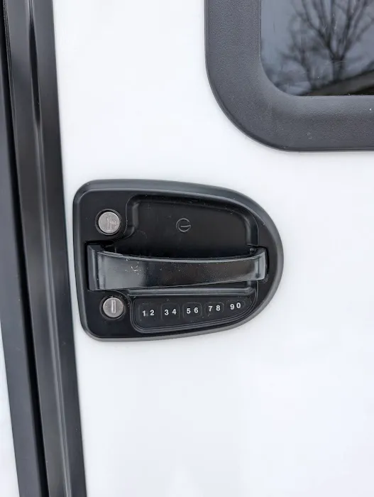 F & S Locksmith Lockout Service Picture 1