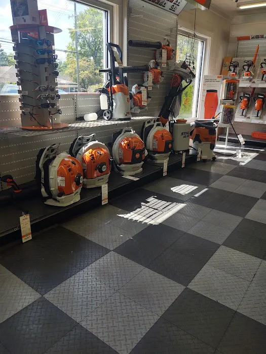 J & S Locksmith and Lawnmower Picture 4