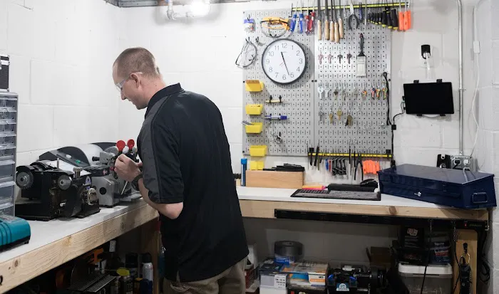 Secure Lock & Door, LLC Picture 2