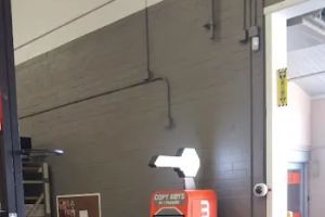 Auto Service Center