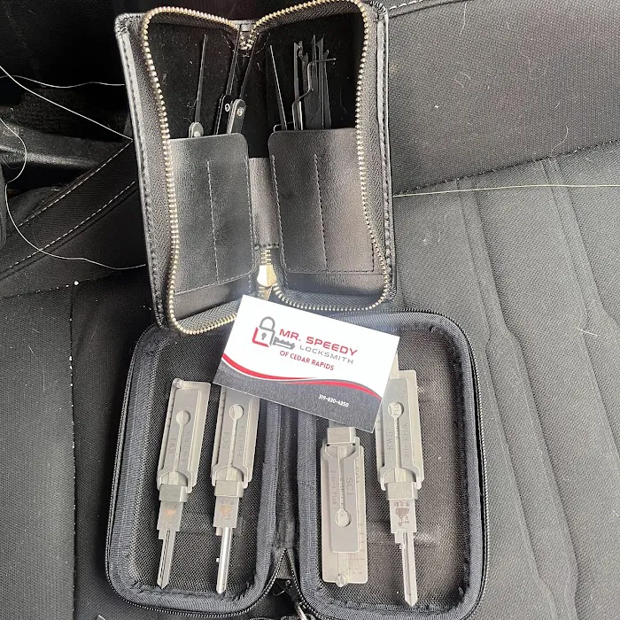 Mr Speedy Locksmith of Cedar Rapids Picture 2