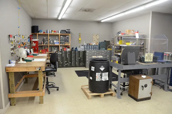 John's Lock & Key Picture 9