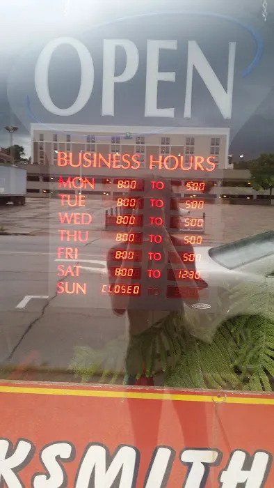 The Locksmith Express Picture 1