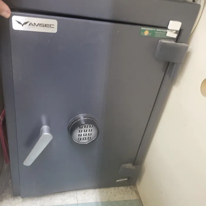 Wayne's Lock & Key Picture 7