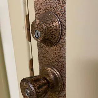 Emerson hardware and Locksmithing Picture 4