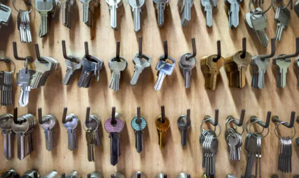 Emerson hardware and Locksmithing Picture 8