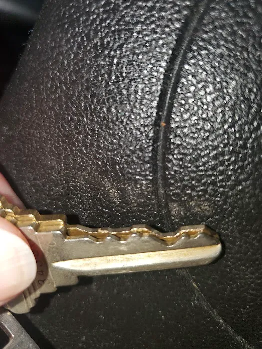 KeyMe Locksmiths Picture 5