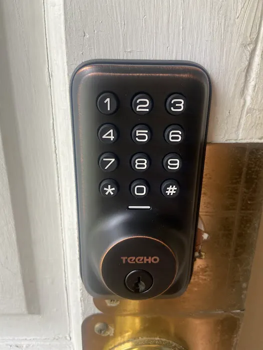 Golden Key Locksmith Picture 4