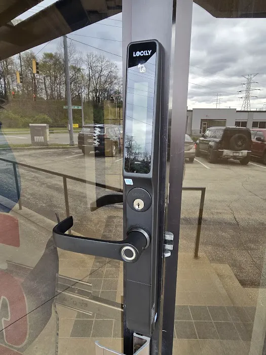 Graham Reid Lock & Key Picture 7