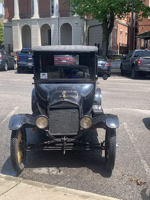 Lee's Locksmith Service Picture 9