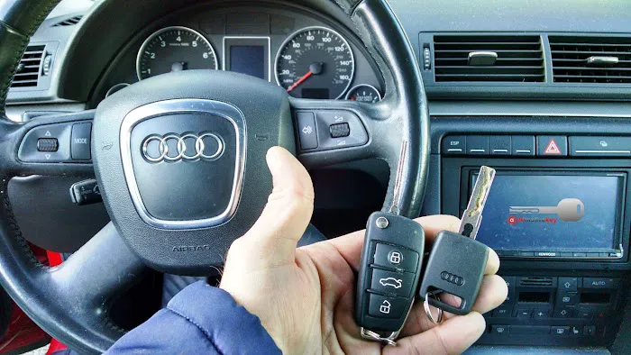 Automotive Key Picture 7