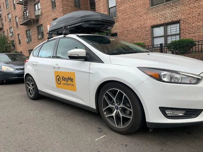 KeyMe Locksmiths Picture 6