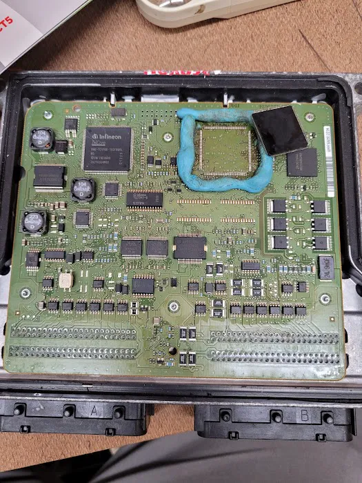 Locks Keys and Emergencies LLC Picture 5