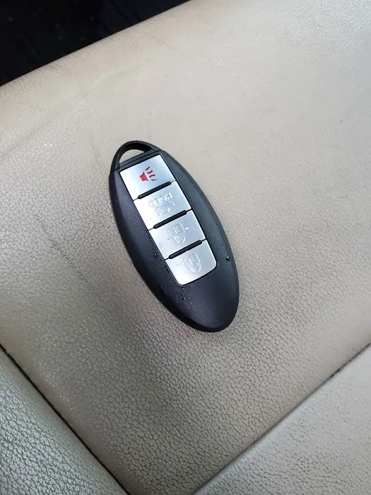 KeyMe Locksmiths Picture 5