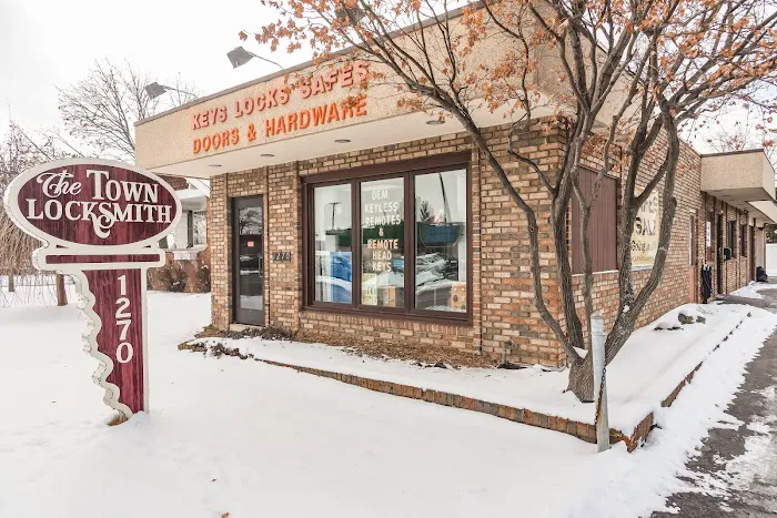 Town Locksmith Inc Picture 2