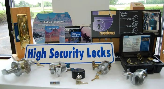 GOLDEN BEAR LOCK & SAFE, INC. Picture 3