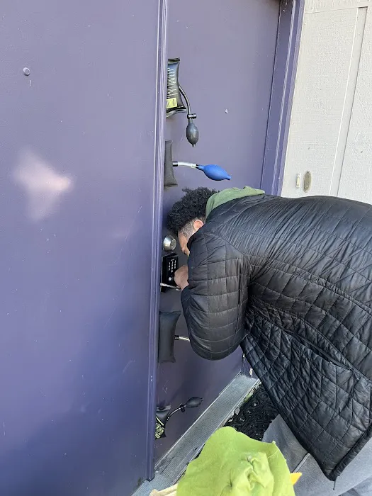 Lock Stars LLC Picture 2