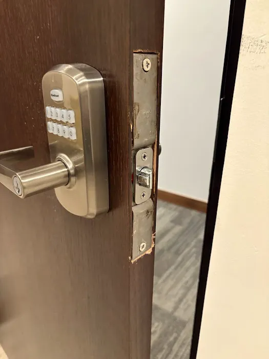 Metro locksmith Picture 5