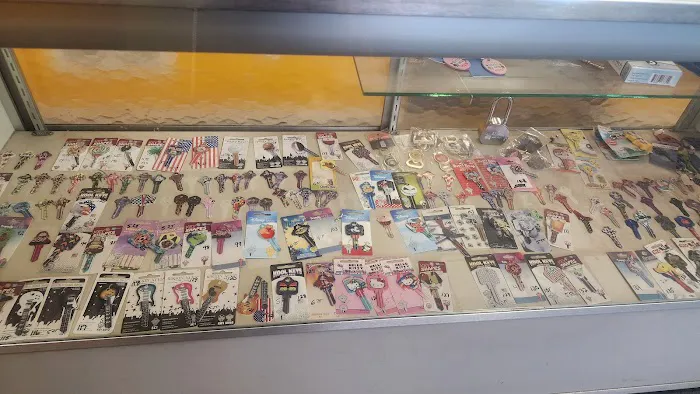 Scott's Lock & Key Picture 4