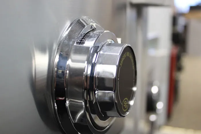 Redford Safe & Lock Picture 9