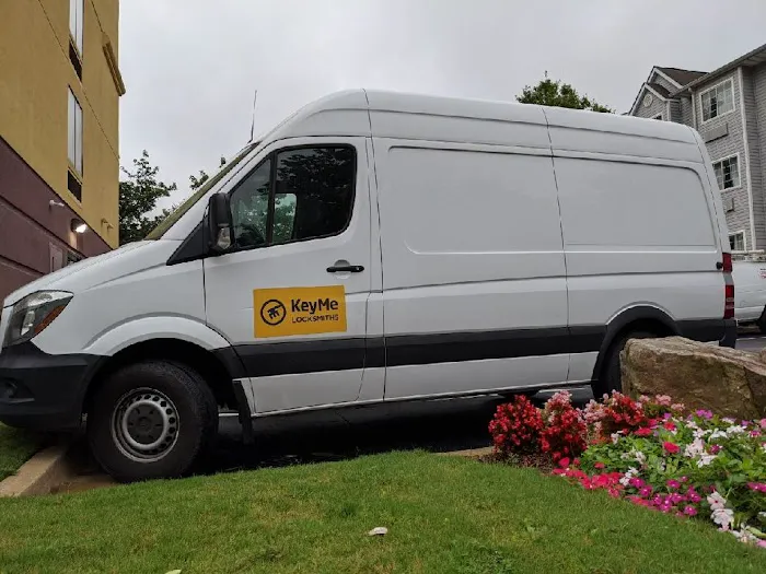 KeyMe Locksmiths Picture 9