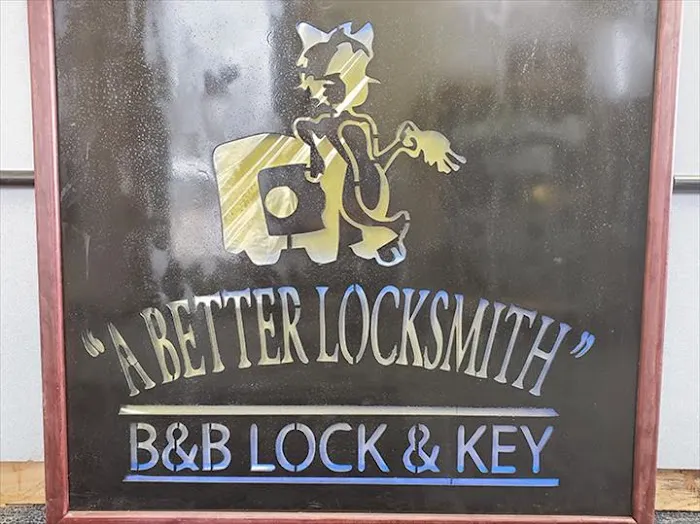 B & B Lock and Key Picture 1