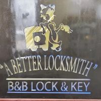 B & B Lock and Key ico