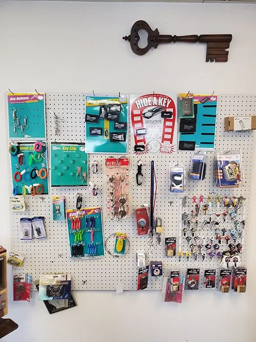 B & B Lock and Key Picture 7