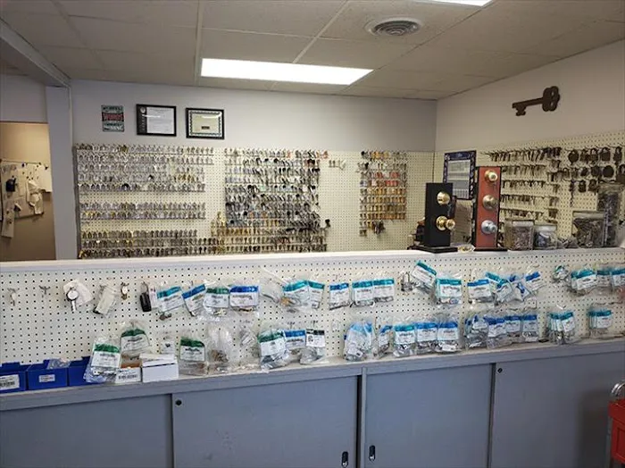 B & B Lock and Key Picture 9