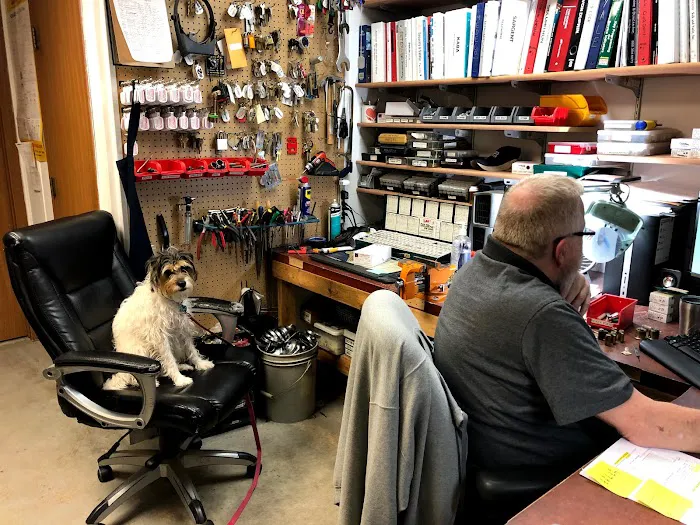 Starfleet Lock & Safe, Inc. Picture 9