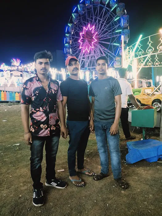 A A Plus Baraboo & Chuck's Picture 1