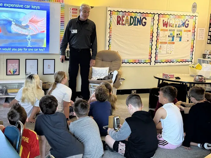 Ball Security & Locksmith Service Picture 3