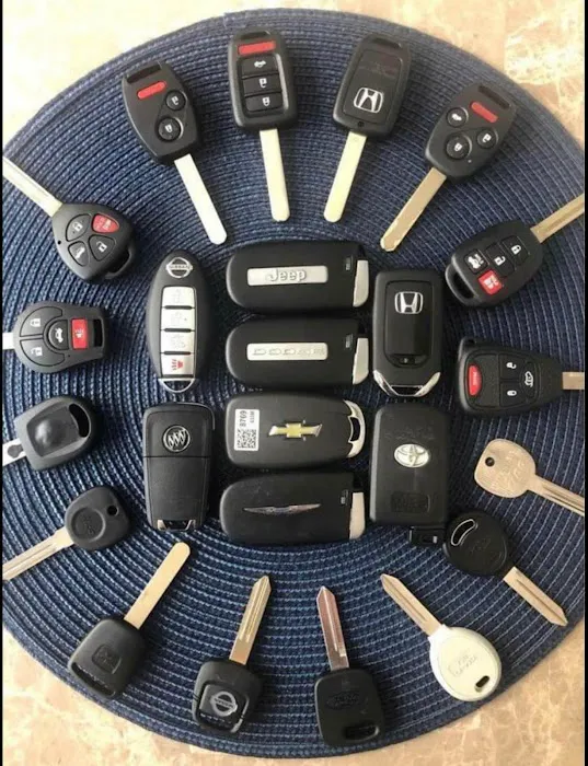 COLUMBUS LOCKSMITH & GARAGE LLC Picture 3