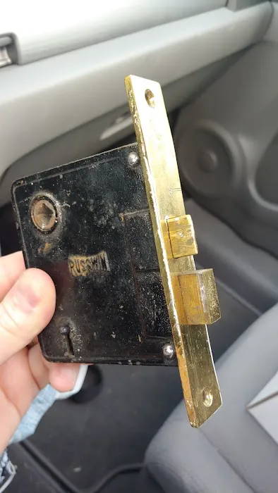 Bonded Lock Service Picture 1