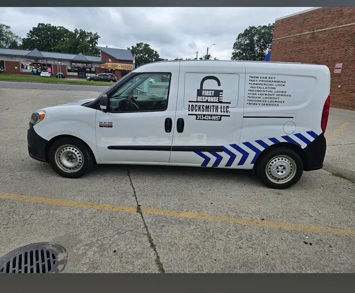 First response locksmith Picture 5