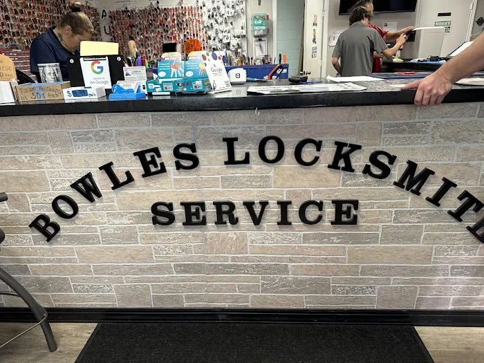 Bowles Locksmith Service Louisville Picture 2