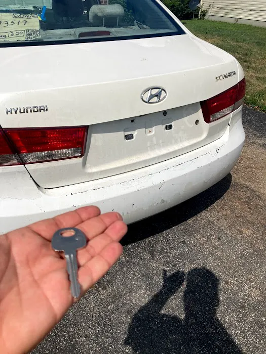 E.B LOCKSMITH SERVICES- CAR KEY MADE LLC Picture 5