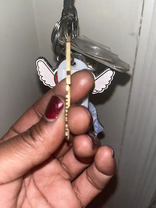 KeyMe Locksmiths Picture 3