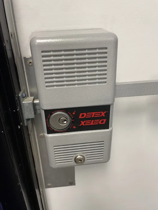 IDD locksmith . Picture 9