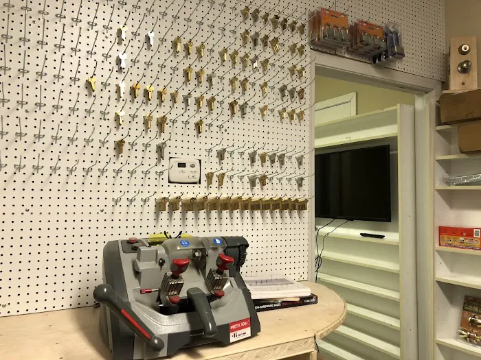 City Locksmith llc Picture 9