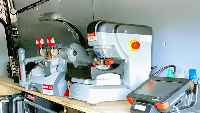 City Locksmith llc Picture 10