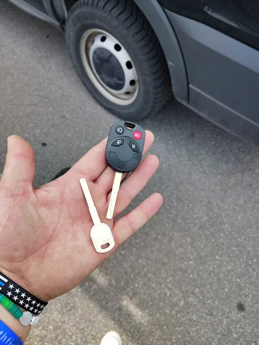 EZ LOCKSMITH Picture 3