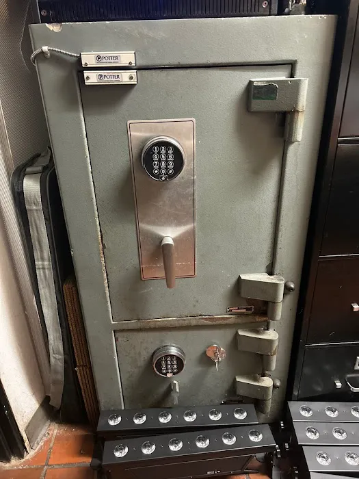 Confidential Locksmith & Safe Service LLC Picture 2