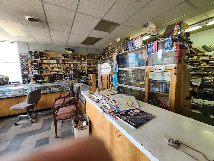Bills Fixit Shop Picture 9