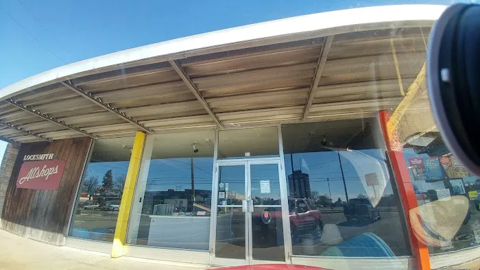 Allshops Hardware, Inc. Picture 2