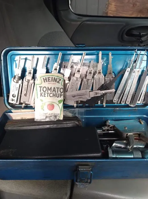 Lincoln Locksmithing Picture 8