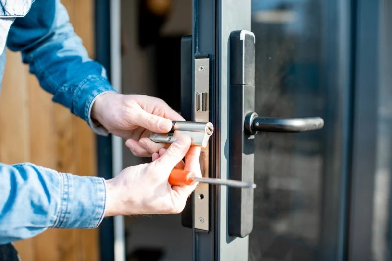 Tips for Choosing a Locksmith Who Offers Transparent Pricing - Expert Advice