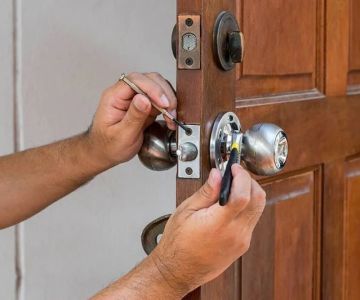 How to Choose the Right Locksmith for Your Lock Installation Services