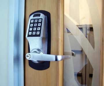 How to Choose the Best Locksmith for Your Business Security: Essential Tips